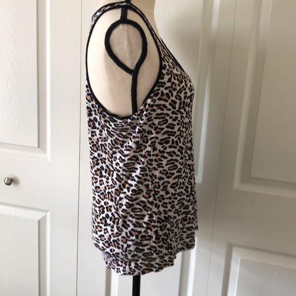 Forever 21 Juniors Racerback Tank, Medium Leopard - Picture 5 of 8